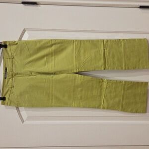 Bisou Bisou Capri Pants Size 6